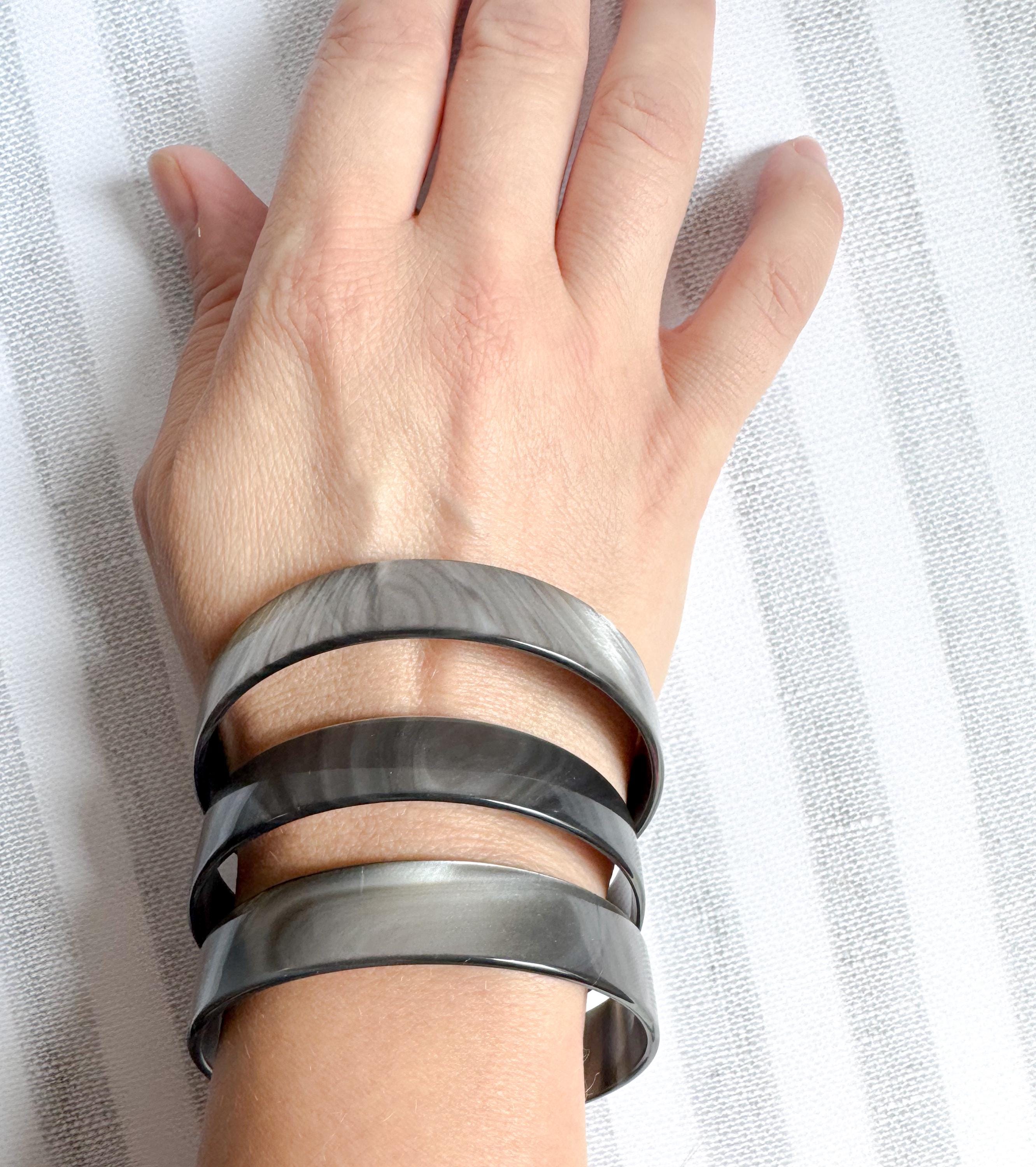 set of Three Silver Hematite Resin Bangle Bracelets Handmade From Italian Cellulose Acetate Vintage Never Worn Metallic Bangles