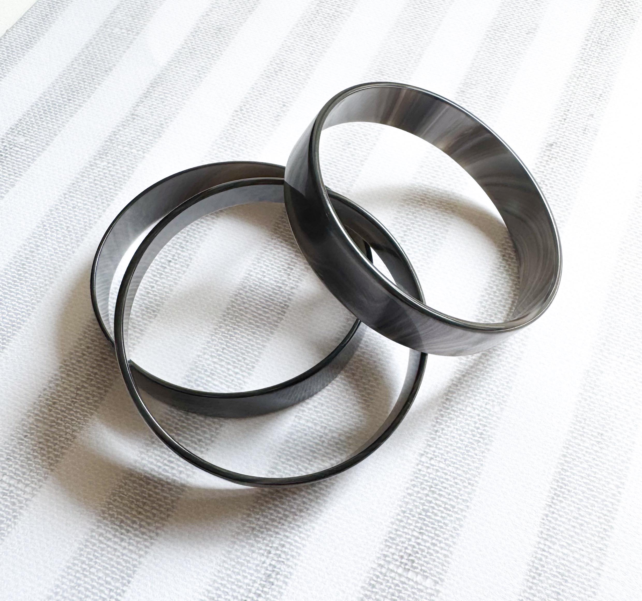 set of Three Silver Hematite Resin Bangle Bracelets Handmade From Italian Cellulose Acetate Vintage Never Worn Metallic Bangles