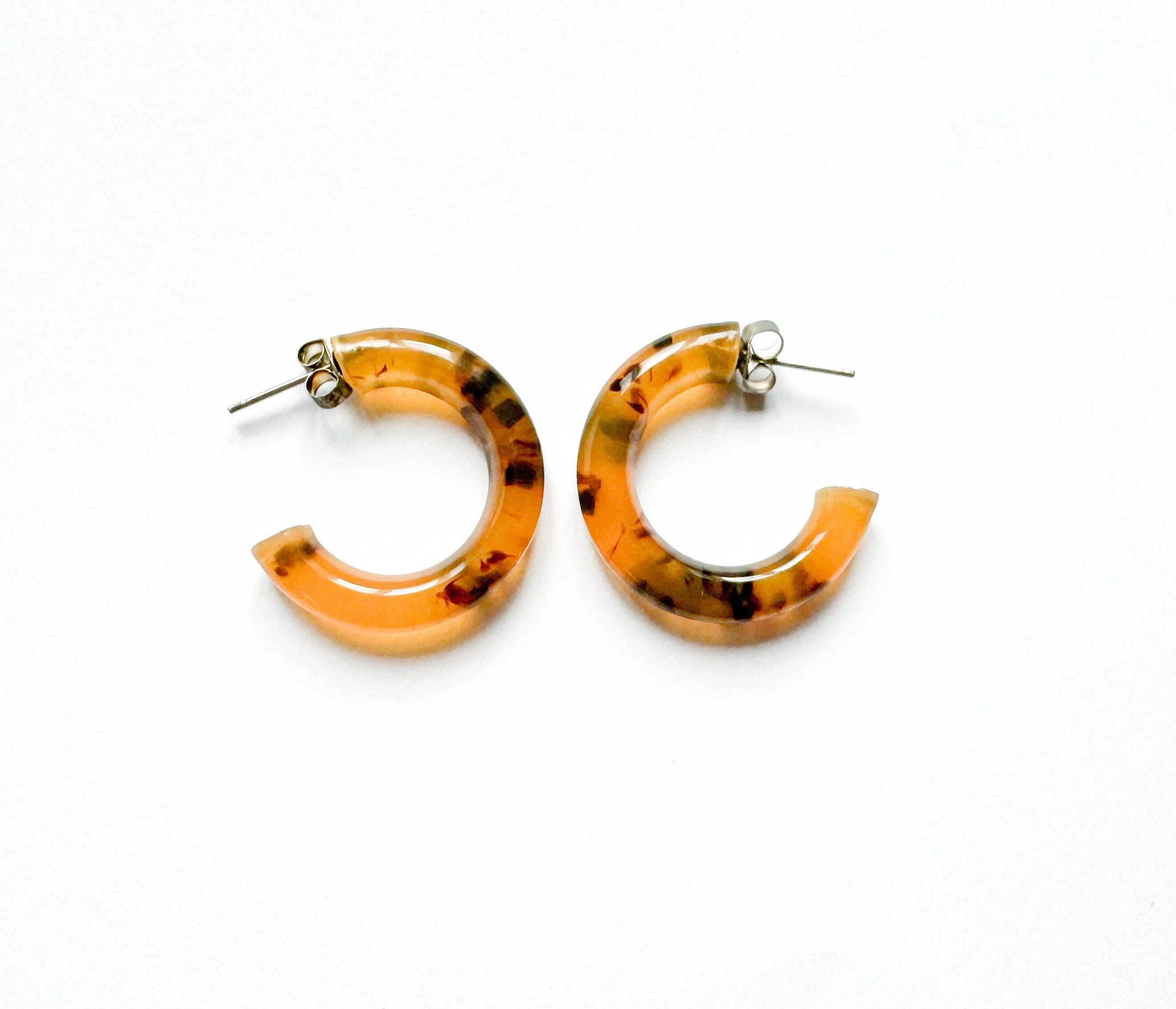 Thick Tortoise Shell Hoops Handmade in the 1990s From Italian Cellulose Acetate 1" Hoop Chunky Acrylic Tortoise Hoop Vintage Never Worn